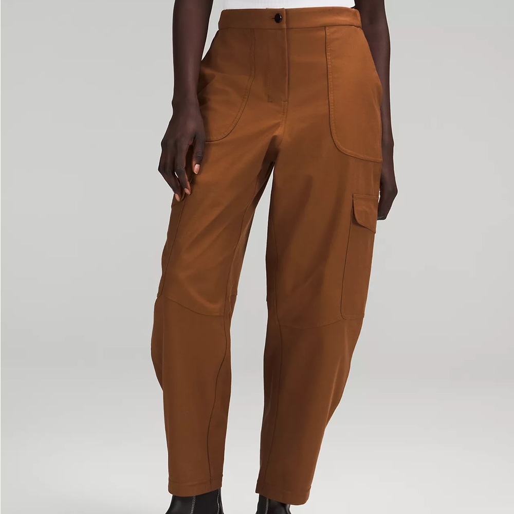 Lululemon Light Utilitech Cargo Pocket High-Rise Pant
